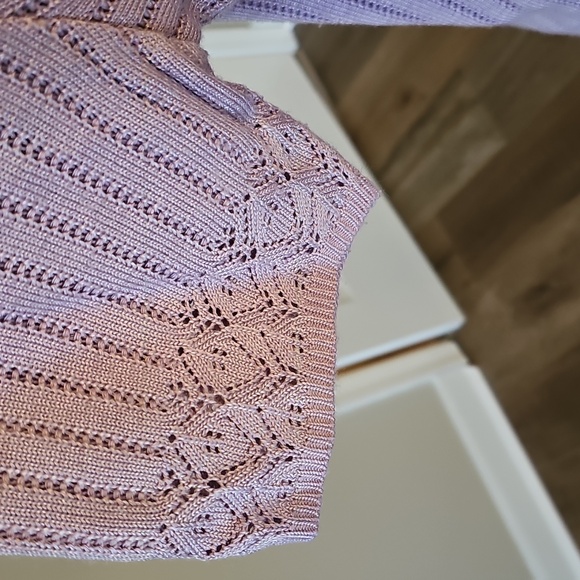 Top - Picture 7 of 15